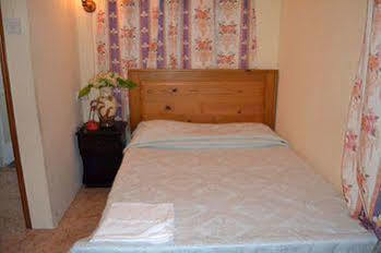Guest house Les Bambous 2*